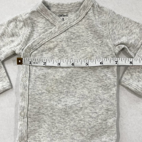 Set of Long Sleeve Onesie bodysuits by Carter's 100% Cotton - Picture 3 of 16